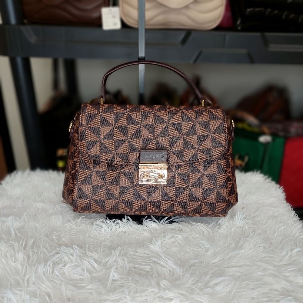 Triangle Pattern Geometric Handbag